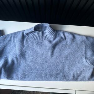 Uniqlo sweater